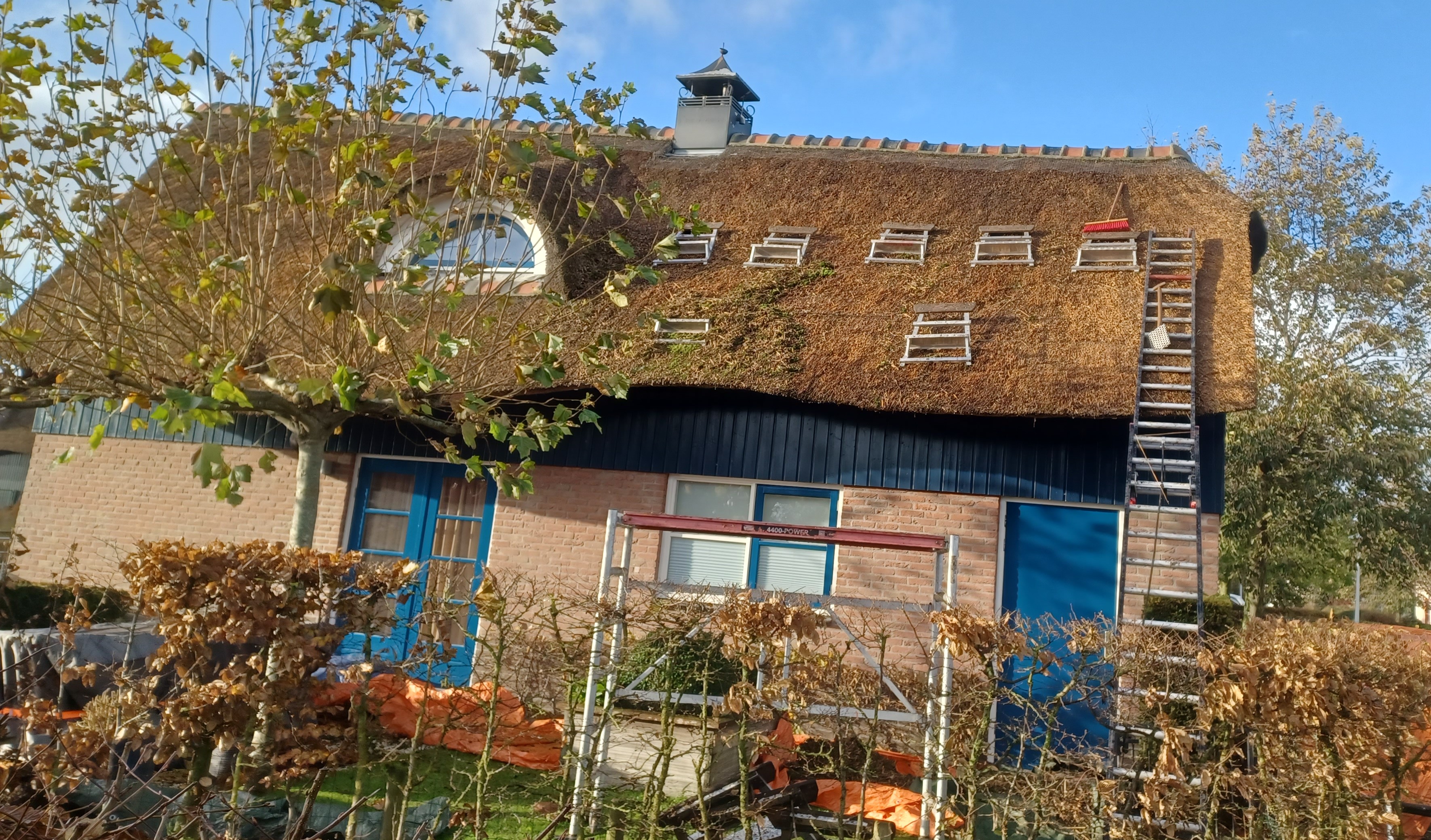 Nádtető felújítás